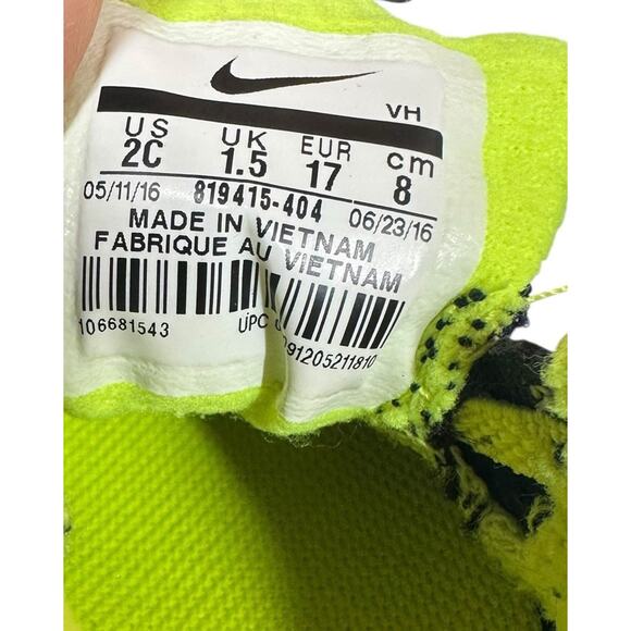 Nike Revolution 3 Baby Boys Sneakers Athletic Shoes Navy Blue Neon Yellow Sz 2C - Picture 8 of 9